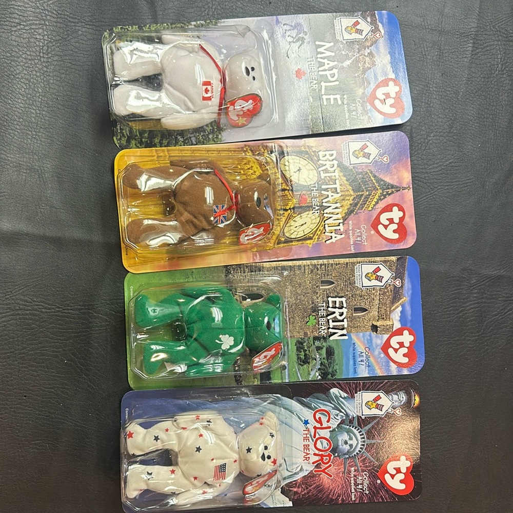 Ty Beanie Babies Set - White, Brown, Green, Blue